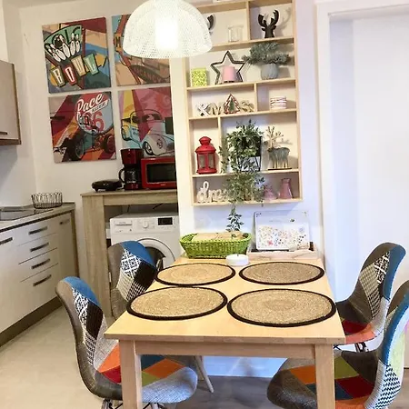 Sweet Happy Life Apartment