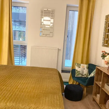 Sweet Happy Life Apartment